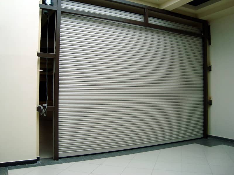 Роллетные ворота DoorHan в Тюмени с установкой